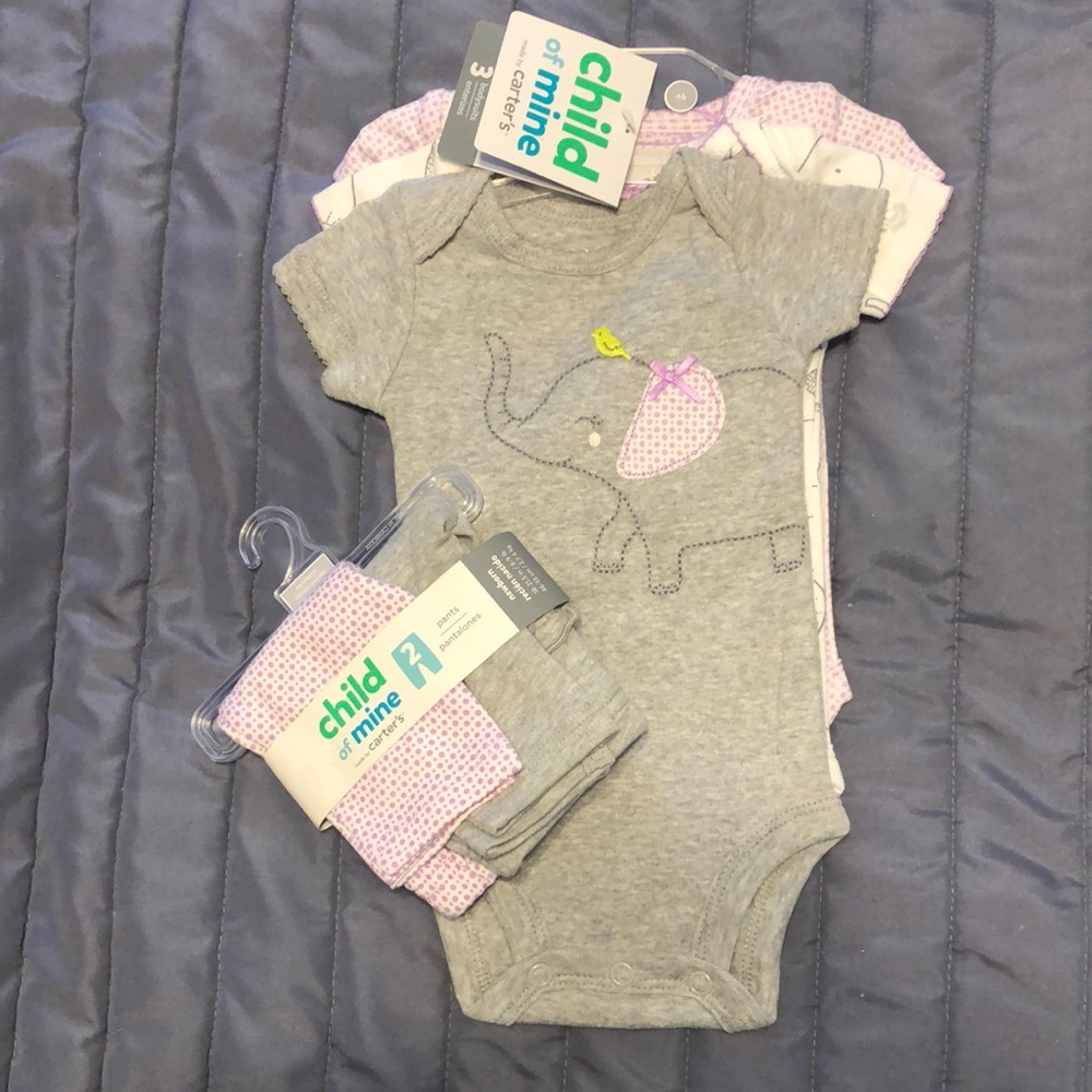 NWT. Carter’s 3 onesies & 2 coordinating pants